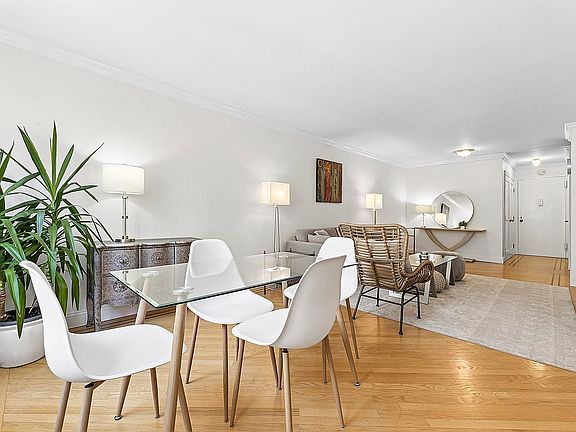 2nd image of 215 E 80th St APT 8M