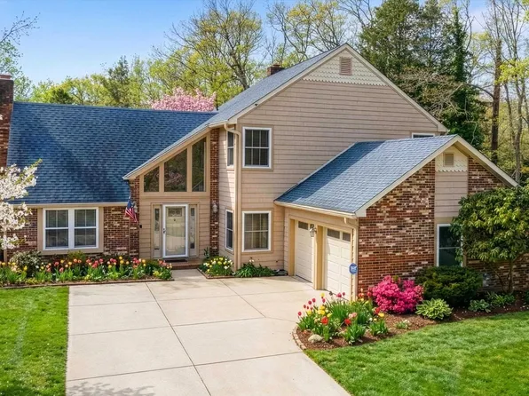 13 Somers Ave, Ocean View, NJ 08230