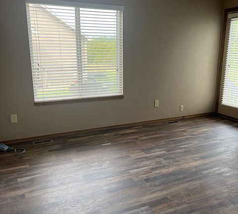 Dining area in kitchen