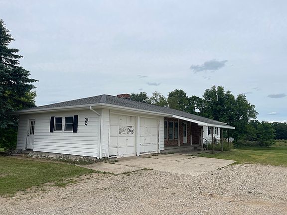 3rd image of 11758 Monroe Rd