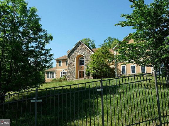 2nd image of 8201 Heathermore Blvd
