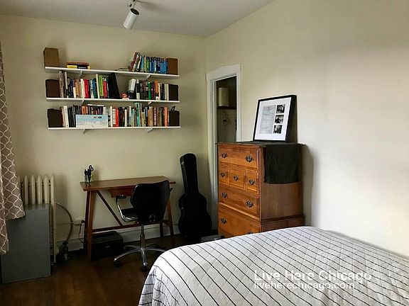 5th image of 1738 W Grace St #1