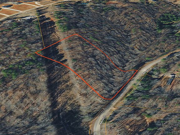5th image of 334 Hidden Valley Rd