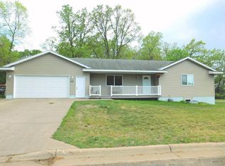 602 3rd Ave NE, Little Falls, MN 56345