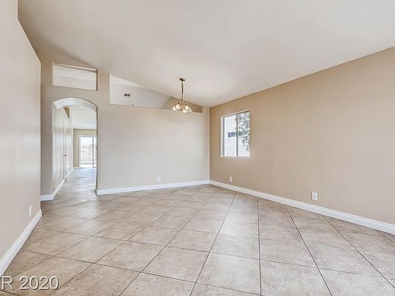4th image of 6651 Peony Bush Dr
