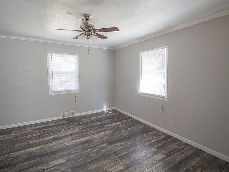301 W Forest Ave — Photo 15
