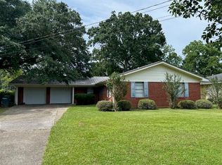 807 Greymont Dr, Columbia, MS 39429
