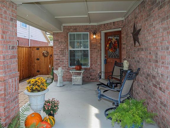 5th image of 6805 Whitestone Dr