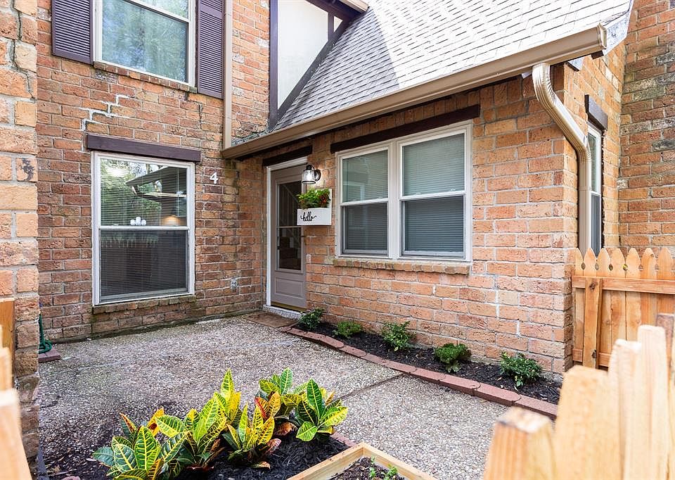 1st image of 4 Sunmeadow Blvd
