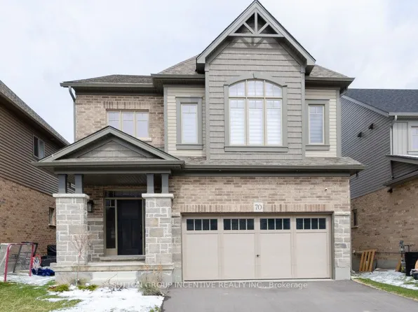 70 Shipley Ave, Collingwood, ON L9Y 5M7