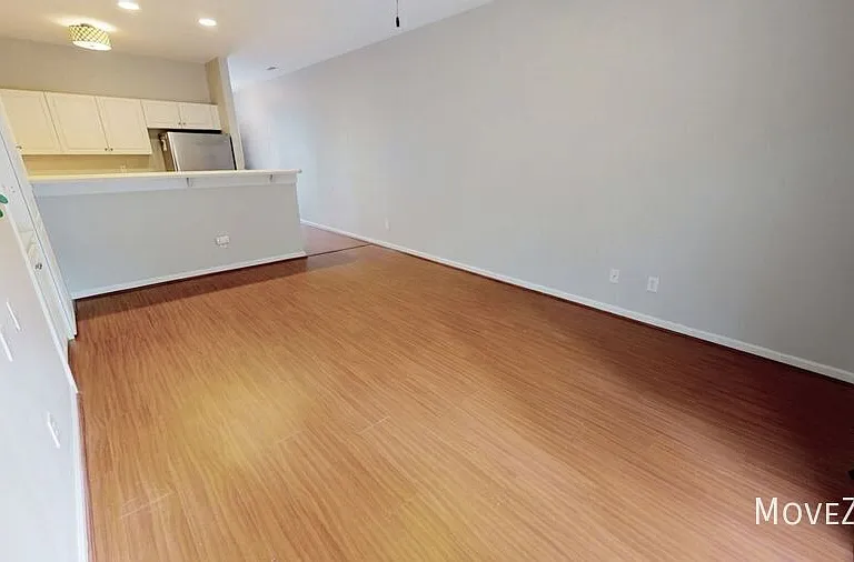 955 Downey Branch Ln — Photo 20