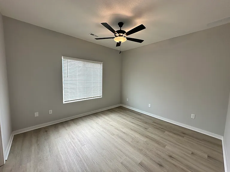 5471 Brisk Bay Ct — Photo 8
