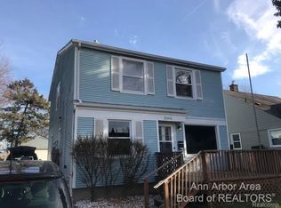 21164 Syracuse Ave, Warren, MI 48091