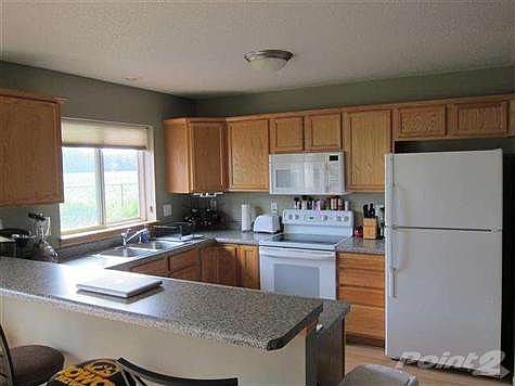 2nd image of 552 Sicily Ct