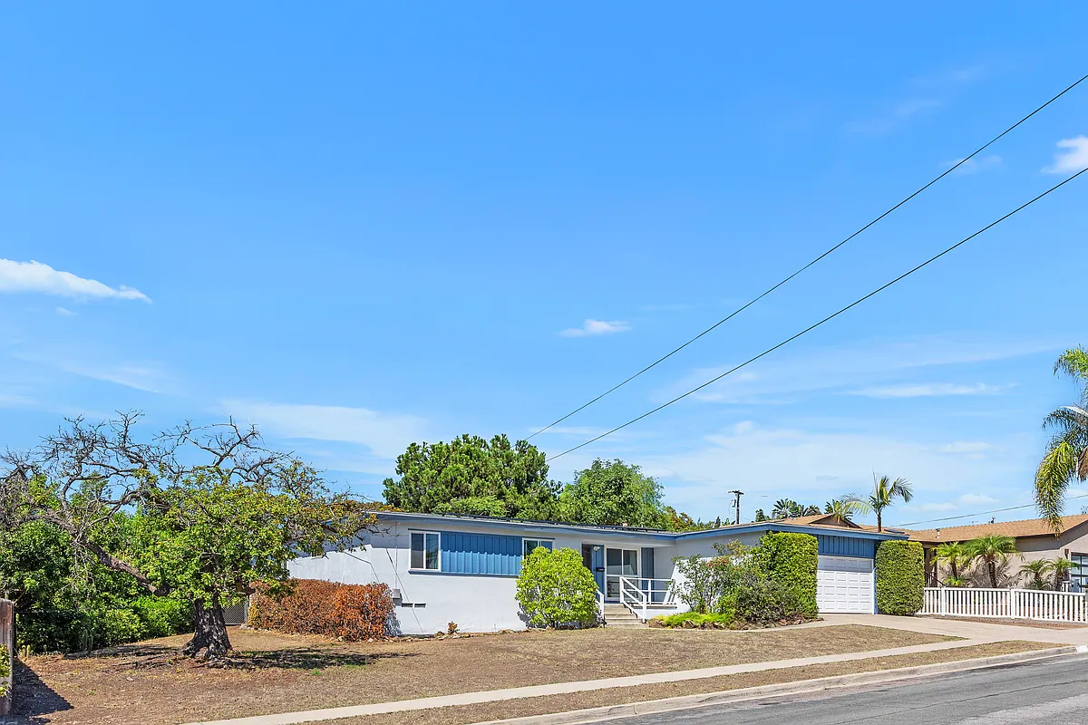 4 bed, 1417 sqft, $3,800 — Photo 3