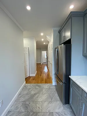 Rented by Hudson Exclusive Inc | media 54