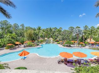 9076 Rialto St #62, Naples, FL 34113