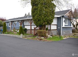 415 Lakeview Rd UNIT B9, Lynnwood, WA 98087