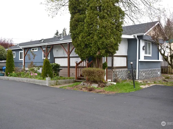 415 Lakeview Road #B-9, Lynnwood, WA 98087