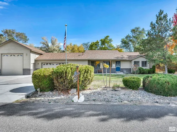 2969 San Fernando St, Minden, NV 89423
