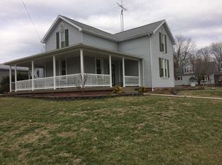 8203 E Schnellville Rd, Birdseye, IN 47513