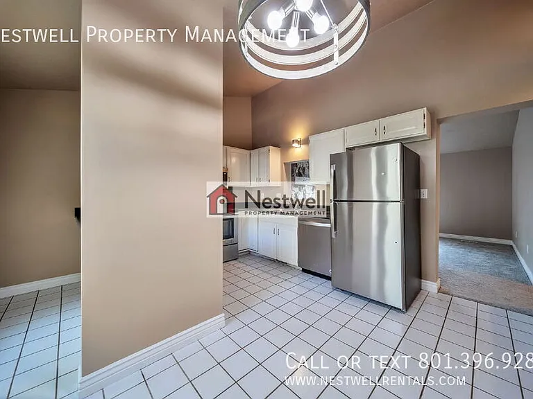 8592 S Wasatch Blvd — Photo 4