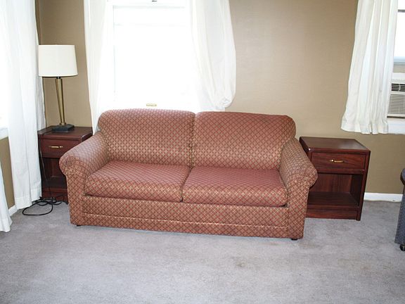 5th image of 105 S 5th St APT 3