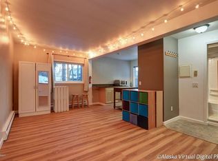 936 W 20th Ave APT 5, Anchorage, AK 99503