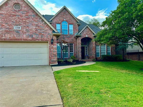 2209 Mission Rd, Edmond, OK 73034