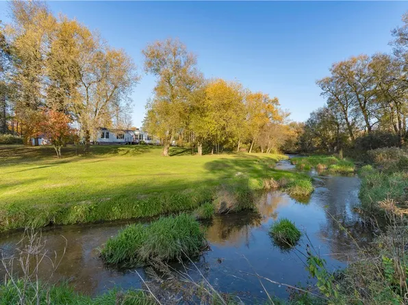 8327 Bolton Rd, Henderson, NY 13650