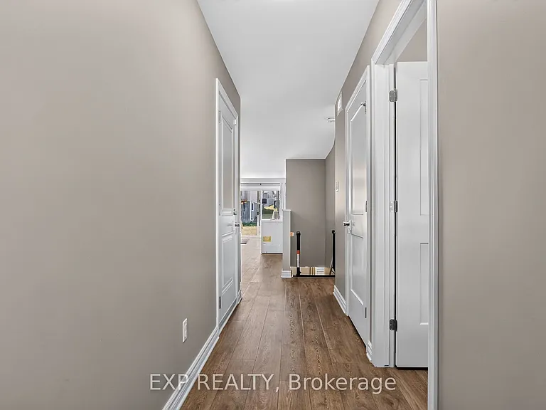 98 Seabert Dr — Photo 6