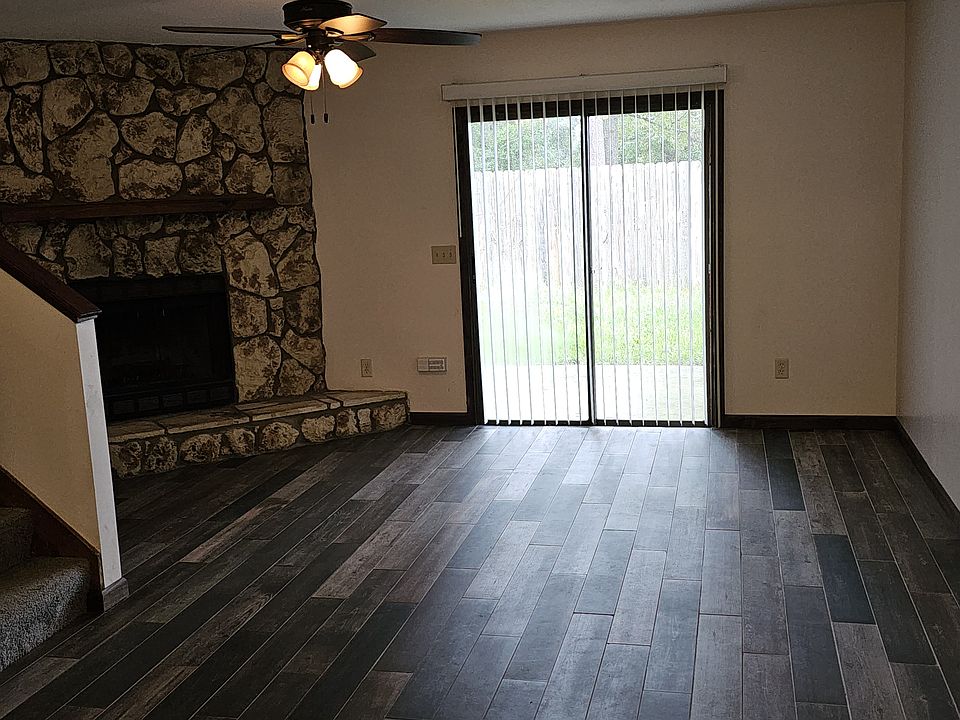 1st image of 11571 Dunes Way Dr N