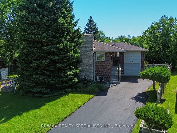 3rd image of 29 Campion Ct