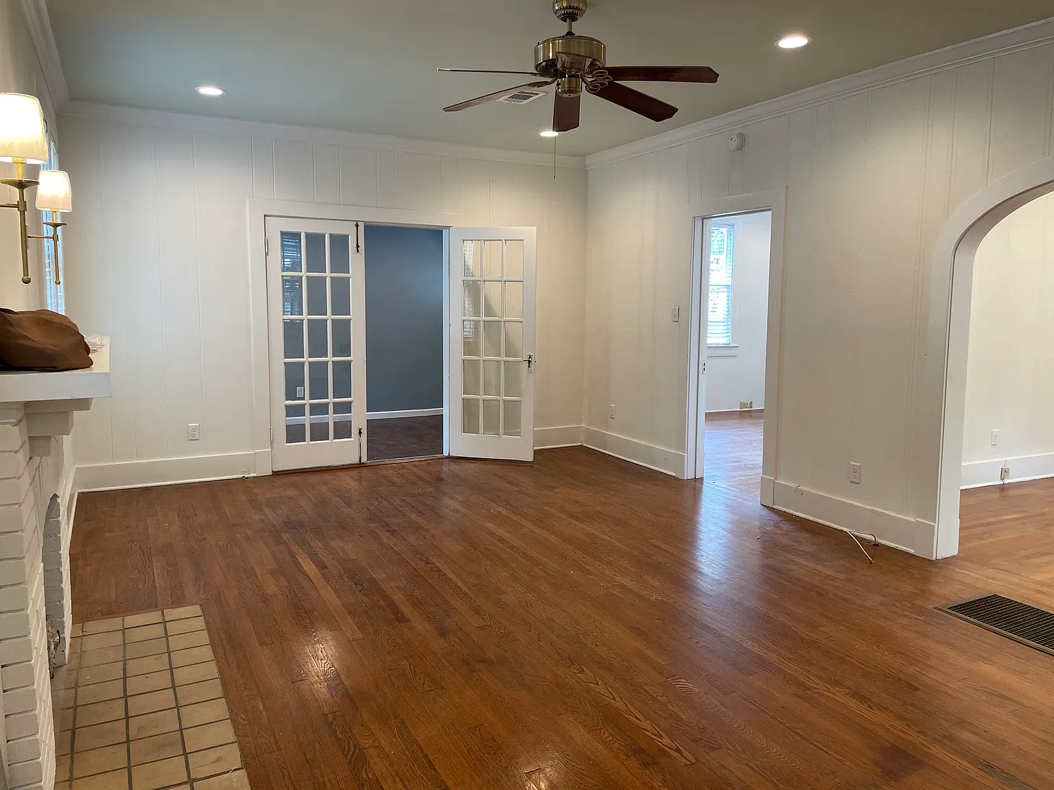 2 bed, 1800 sqft, $2,250 — Photo 2