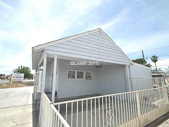 3rd image of 1330 S Maryland Pkwy