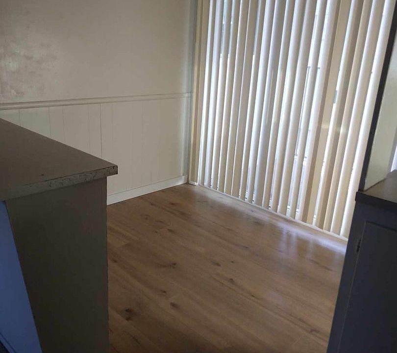 1st image of 800 18th St #8