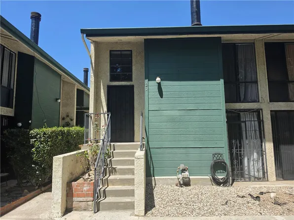 11107 Arminta St APT 22, Sun Valley, CA 91352
