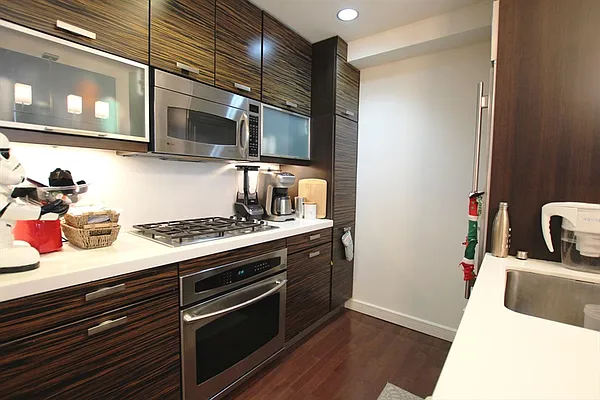 Rented by Citi Habitats | media 3