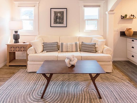 3rd image of 2881 2nd Ave #2815-1/2