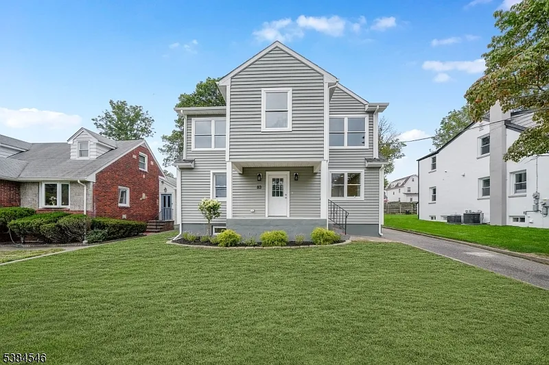 83 Harrison Ave #2