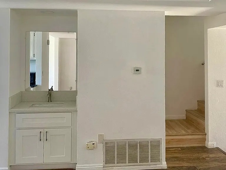 4052 Mahaila Ave #F — Photo 13