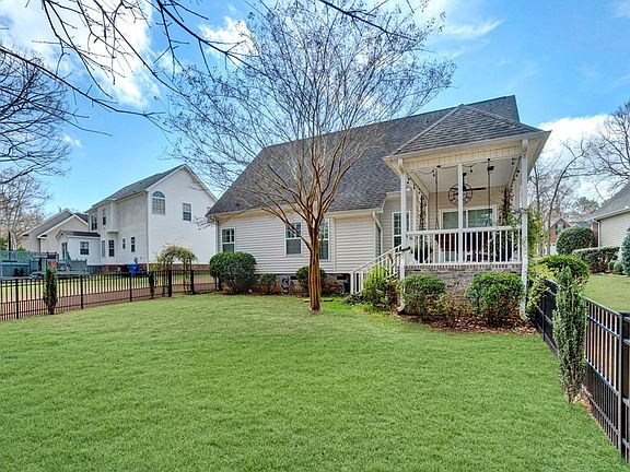 4th image of 105 Culbertson Ct