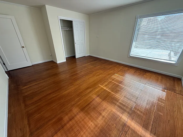 18592 Madison Ave — Photo 13