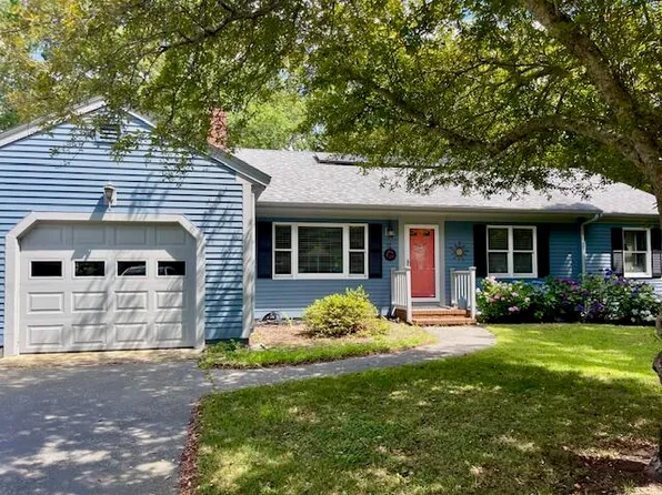 33 Easterly Drive, East Sandwich, MA 02537