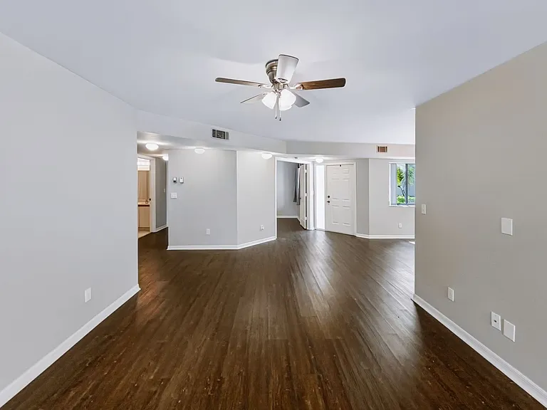 191 Bennington Dr #3 — Photo 34