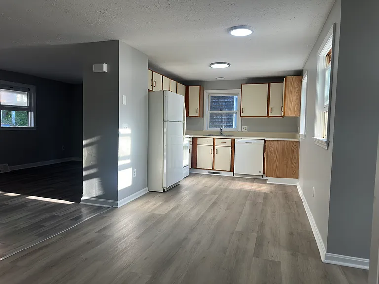 27 Salem St #1 — Photo 13