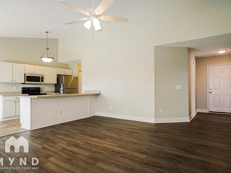 54 Pedernales Dr — Photo 4