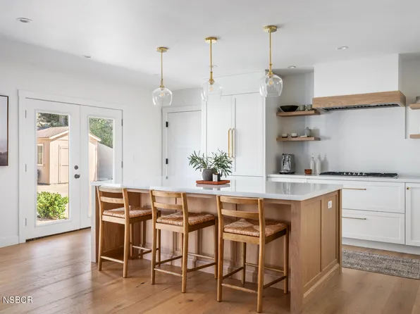 654 Chalk Hill Rd, Solvang, CA 93463