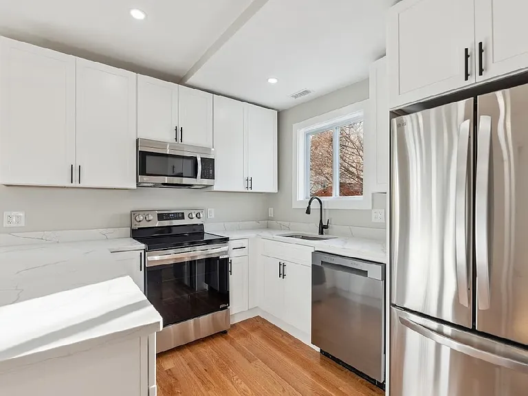 77 Reed Ave #2 — Photo 7
