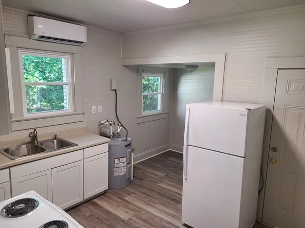 530 Park Ave #530, Salisbury, NC 28144